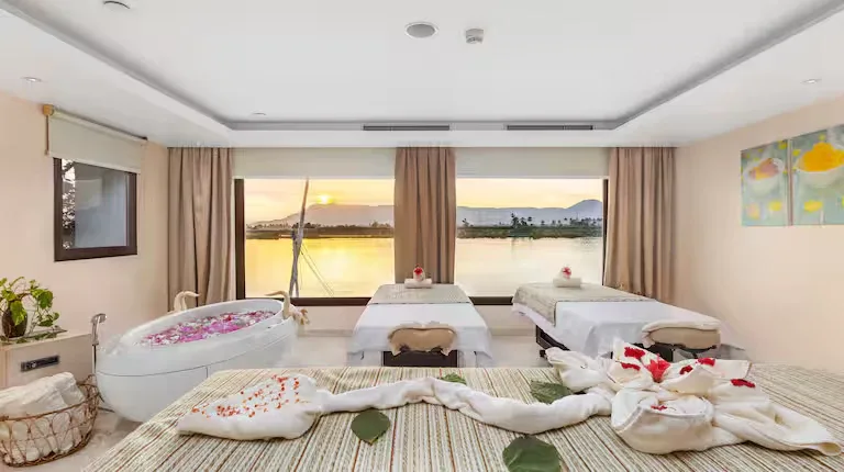 Spa suite overlooking the Nile
